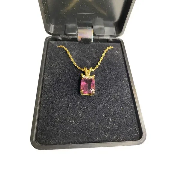 Goldtone Pendant Necklace Emerald Cut Purple Glass 17.5" Chain - Picture 1 of 5